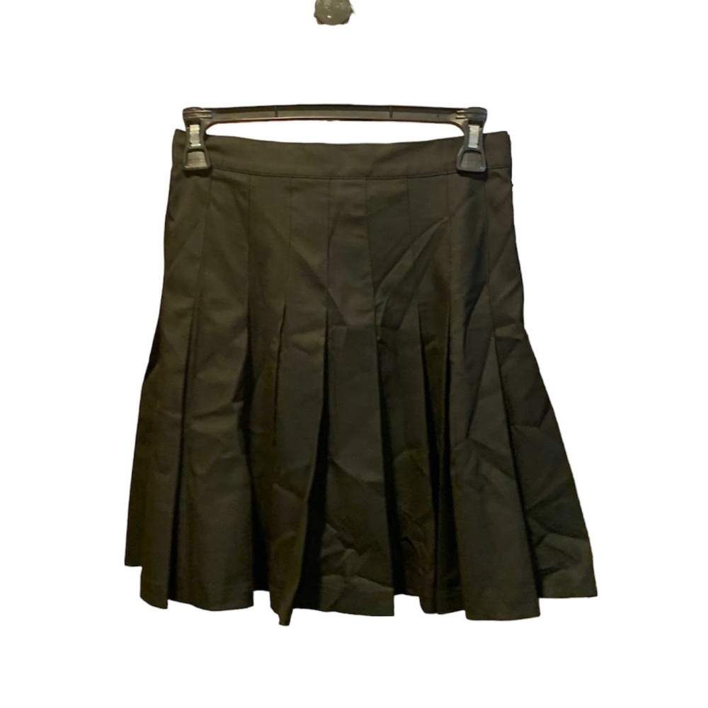 Monki Marianne Pleated Mini Skirt in Black size 4 NWT